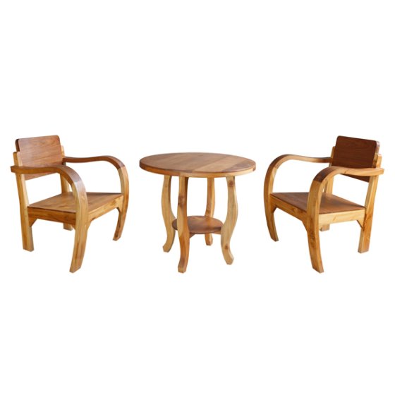 Coffee Table with 2 Chairs